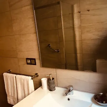 Piso Centrico Ideal Para Ninos Llanes